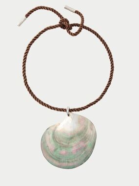 Julietta shell necklace